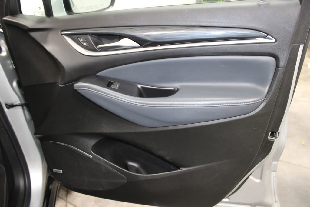 Used 2022 Buick Enclave Premium image 26