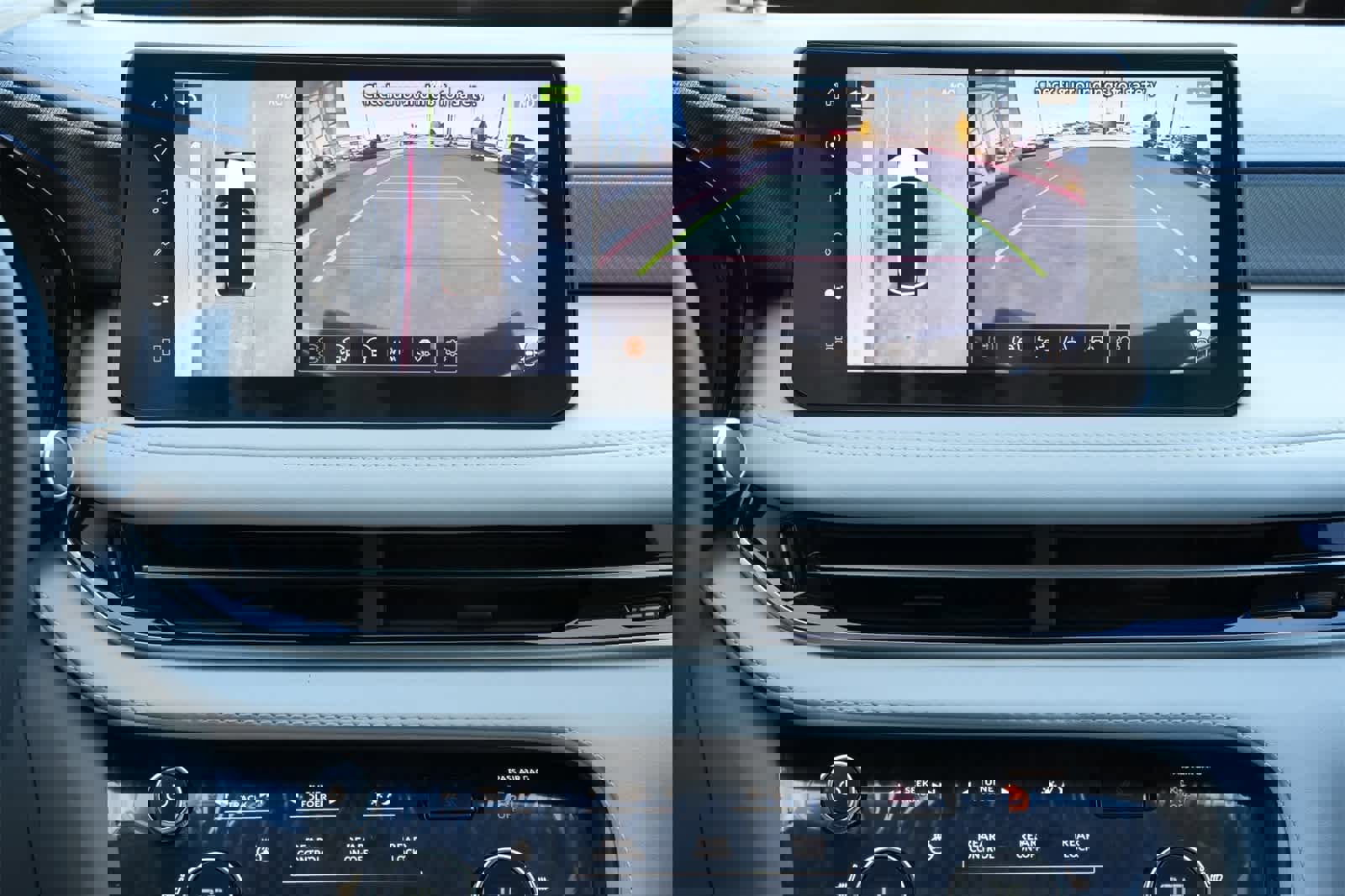 New 2026 INFINITI QX60 Luxe image 14