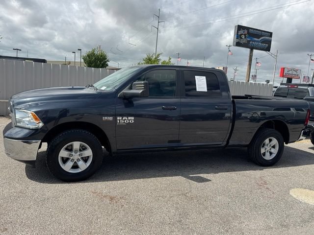 Used 2020 RAM 1500 Classic SLT AWD/4WD image 3