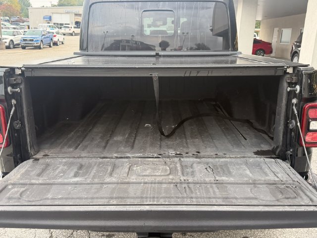 Used 2021 Jeep Gladiator Mojave AWD/4WD image 16