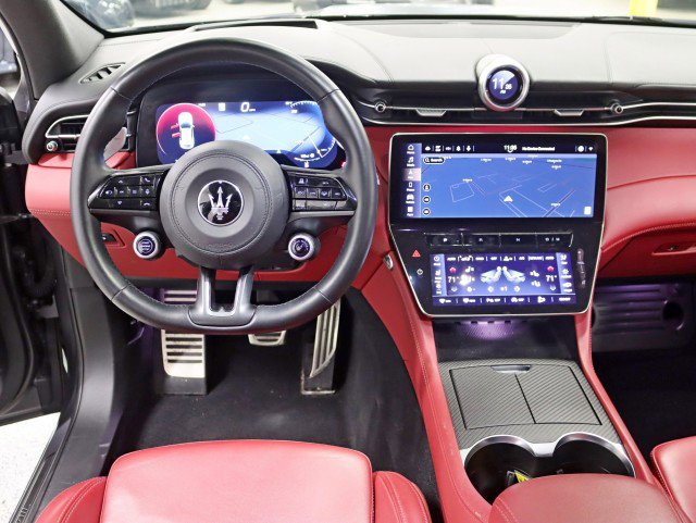 Used 2023 Maserati Grecale Trofeo AWD/4WD image 15