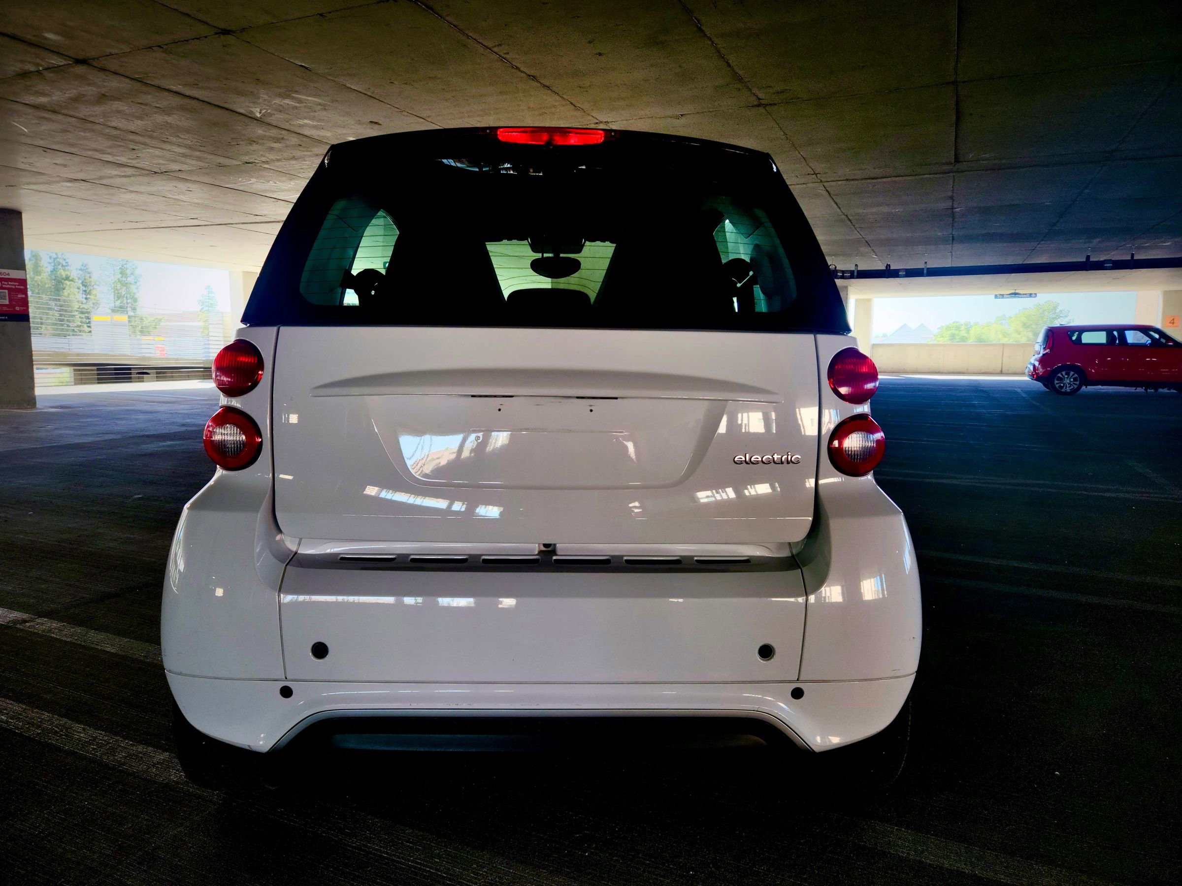 Used 2014 smart fortwo electric drive image 4