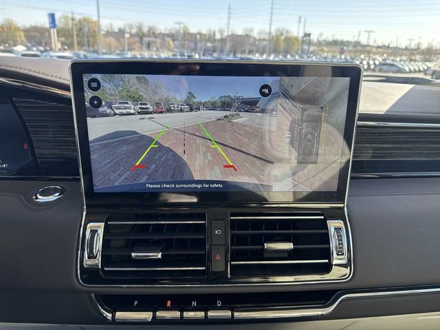 Used 2022 Lincoln Navigator Black Label image 17
