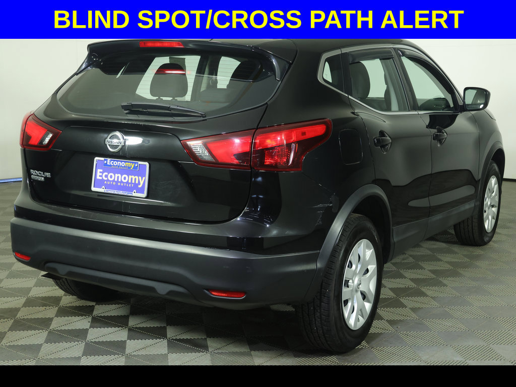 Used 2018 Nissan Rogue Sport S FWD image 7