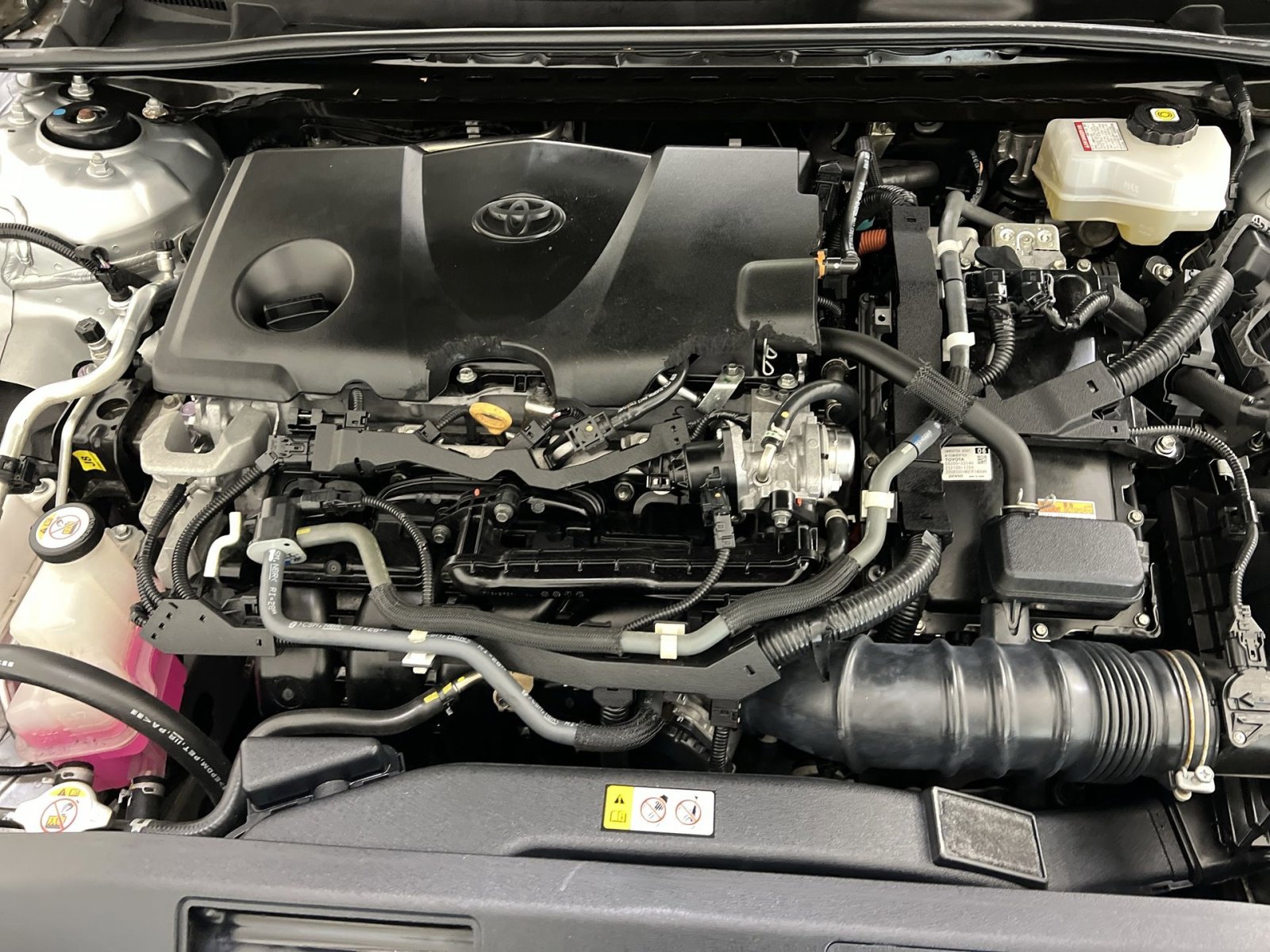 Used 2022 Toyota Camry XSE image 26