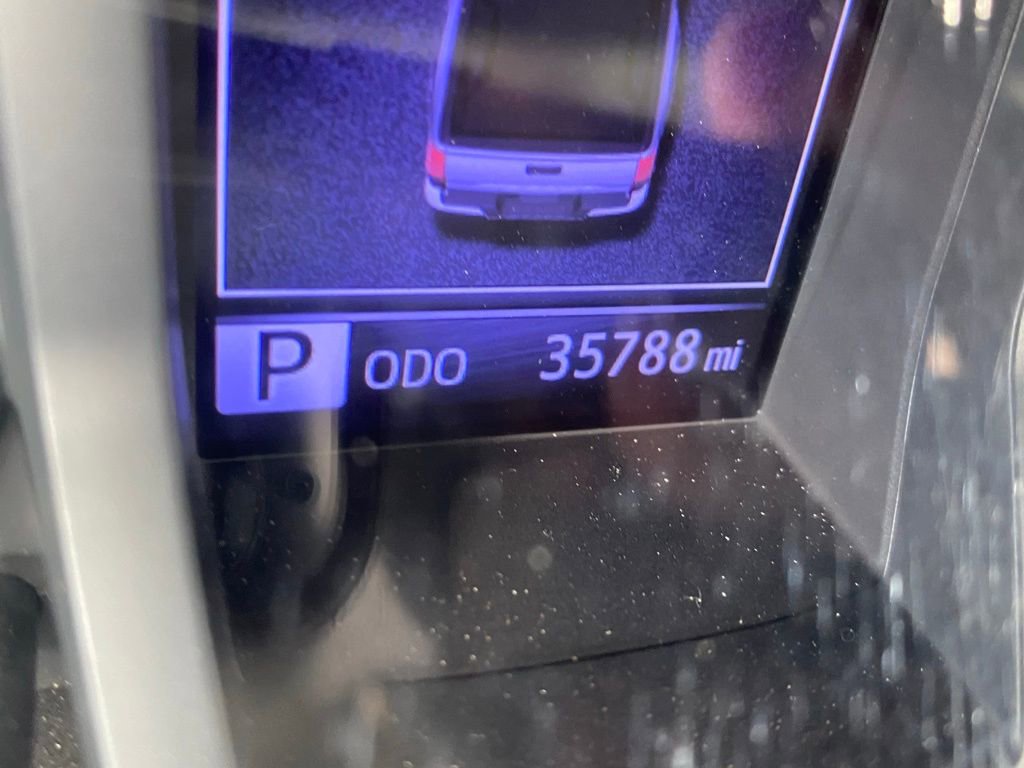 Used 2020 Toyota Tacoma SR image 5