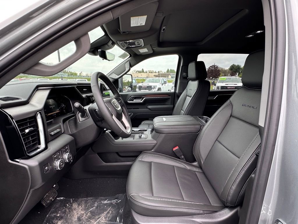 New 2026 GMC Sierra 3500 Denali w/ Denali Reserve Package AWD/4WD image 16