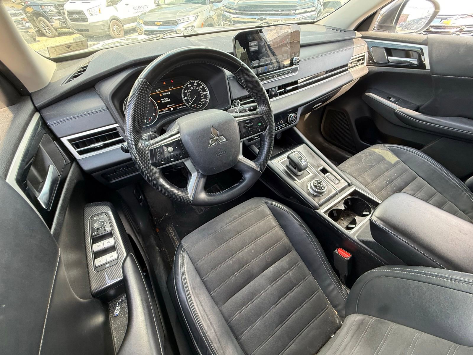 Used 2022 Mitsubishi Outlander SE AWD/4WD image 13