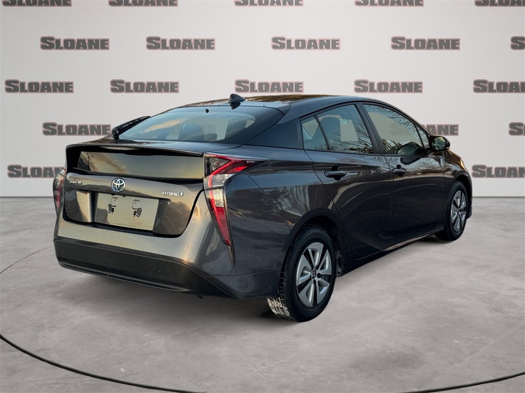 Used 2016 Toyota Prius Three image 5