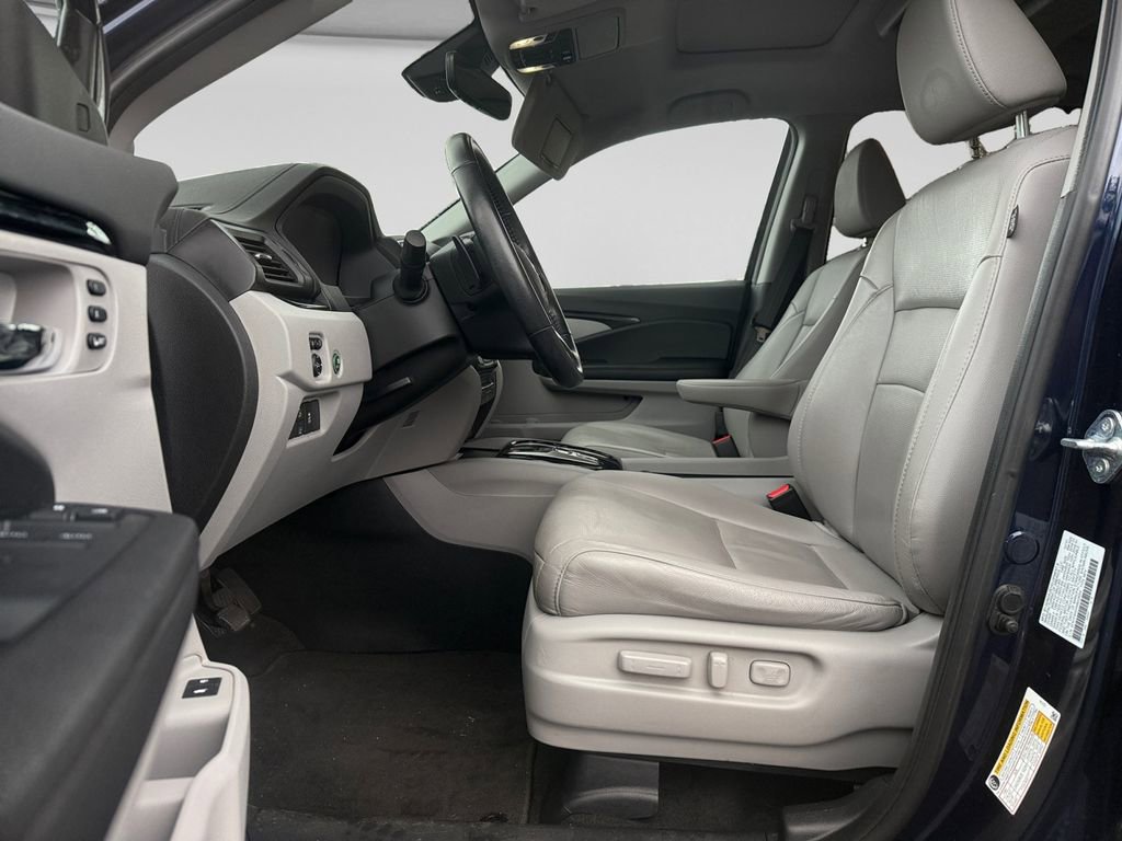 Used 2022 Honda Pilot Elite image 10