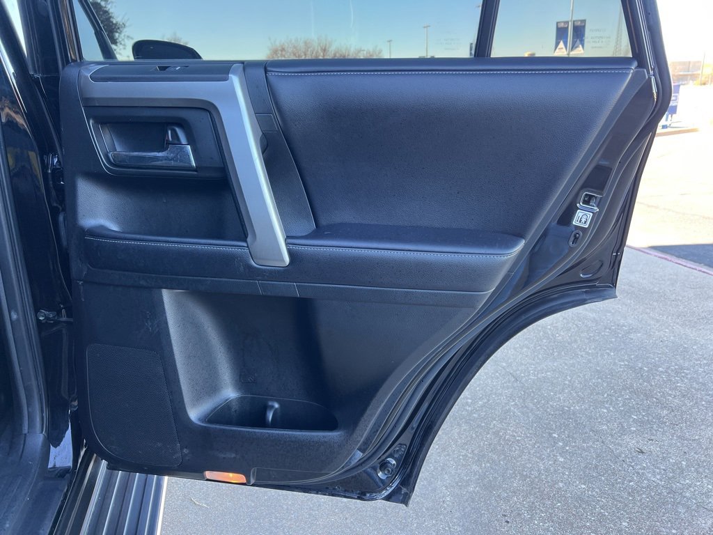 Used 2019 Toyota 4Runner SR5 Premium image 13