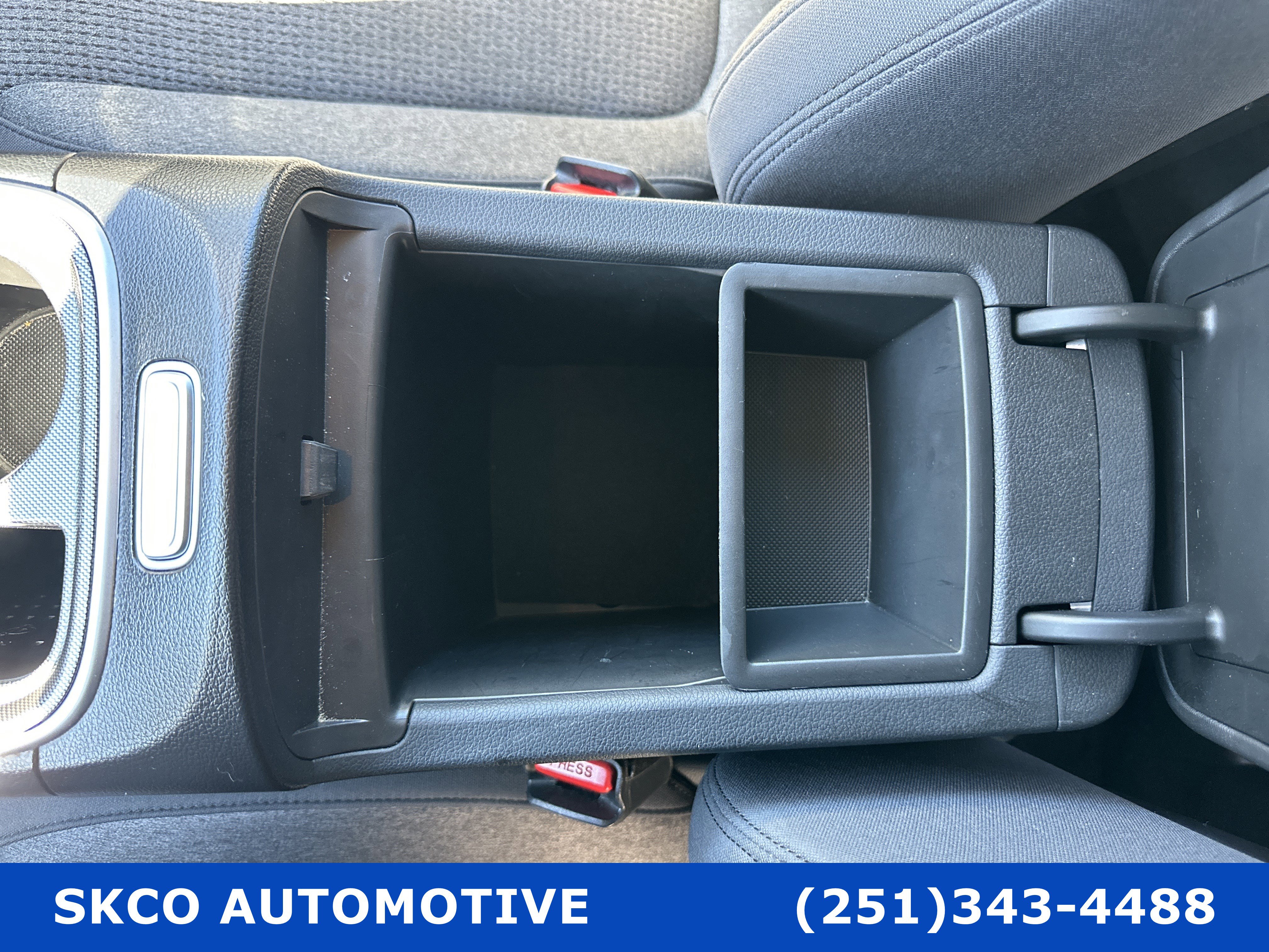 Used 2023 Hyundai Santa Fe SEL image 25