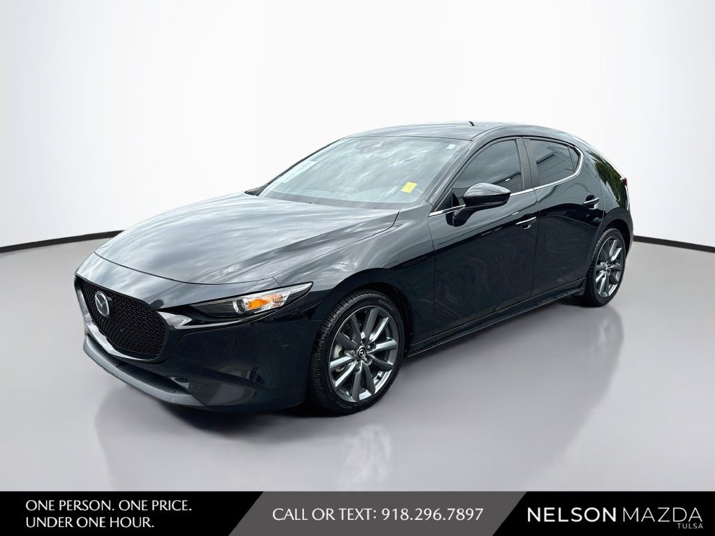 Used 2022 MAZDA MAZDA3 s FWD image 1