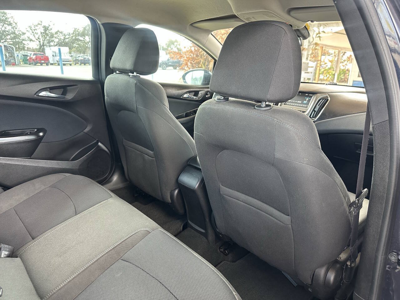 Used 2016 Chevrolet Cruze LT w/ Convenience Package FWD image 18