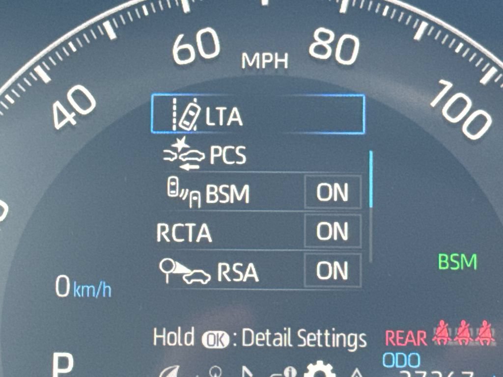 Used 2025 Toyota RAV4 XLE AWD/4WD image 17