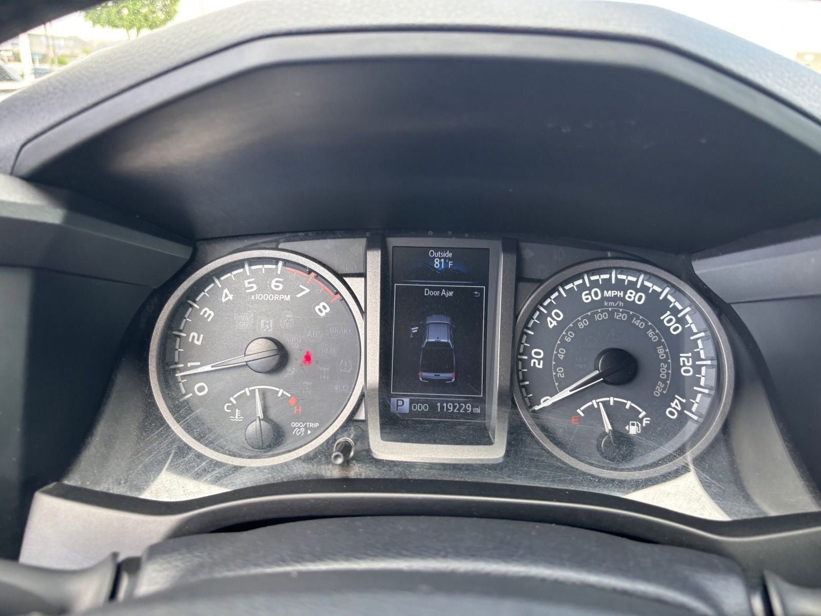 Used 2017 Toyota Tacoma TRD Off-Road image 32