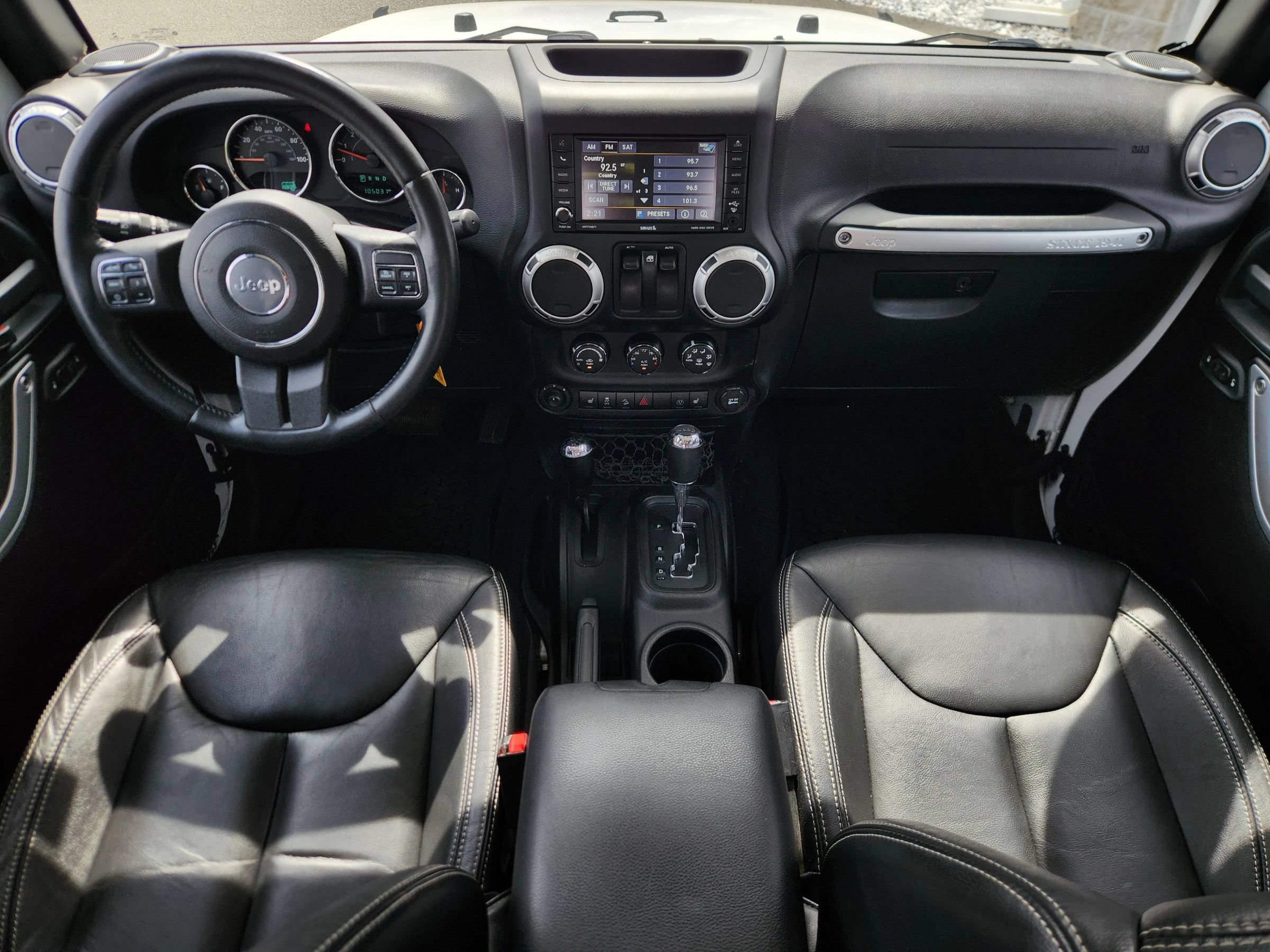Used 2015 Jeep Wrangler Sahara w/ Dual Top Group AWD/4WD image 3