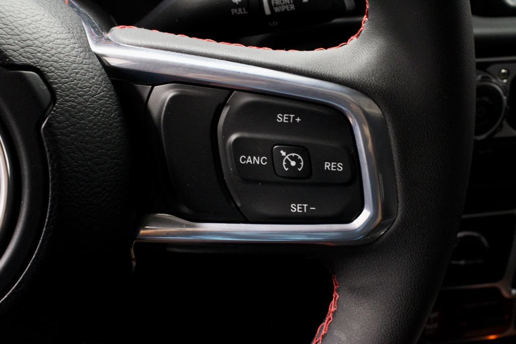 Used 2023 Jeep Gladiator Rubicon w/ Cold Weather Group AWD/4WD image 28