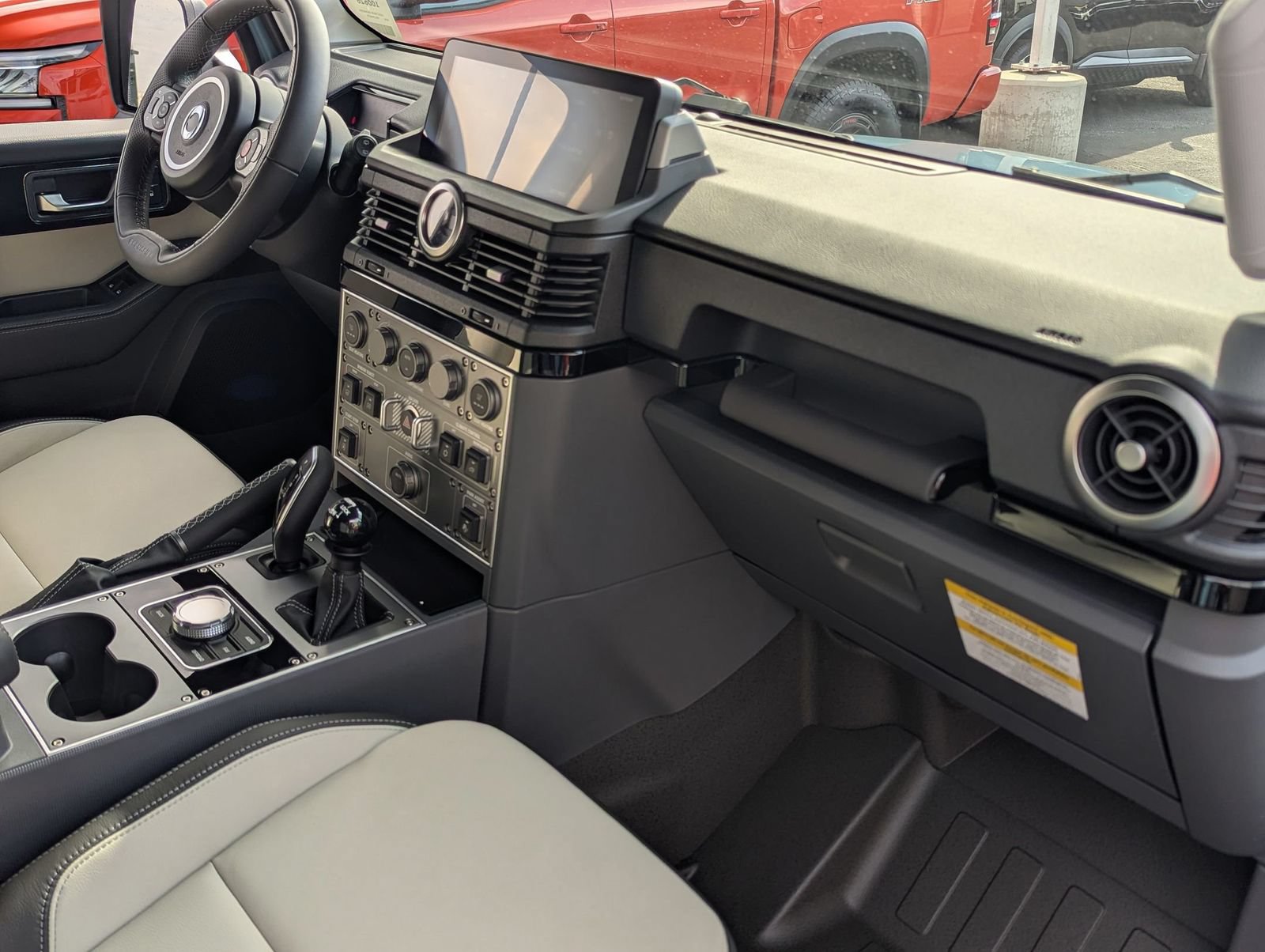 Used 2025 INEOS Grenadier Station Wagon AWD/4WD image 26