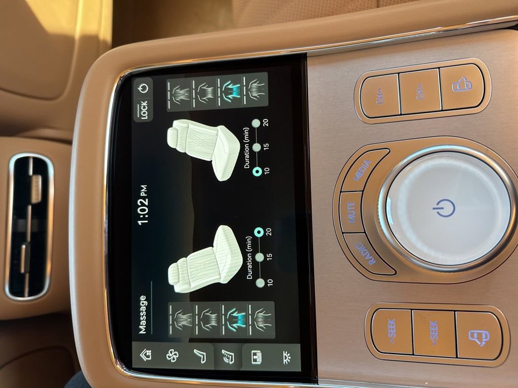 New 2026 Genesis G90 3.5T image 18