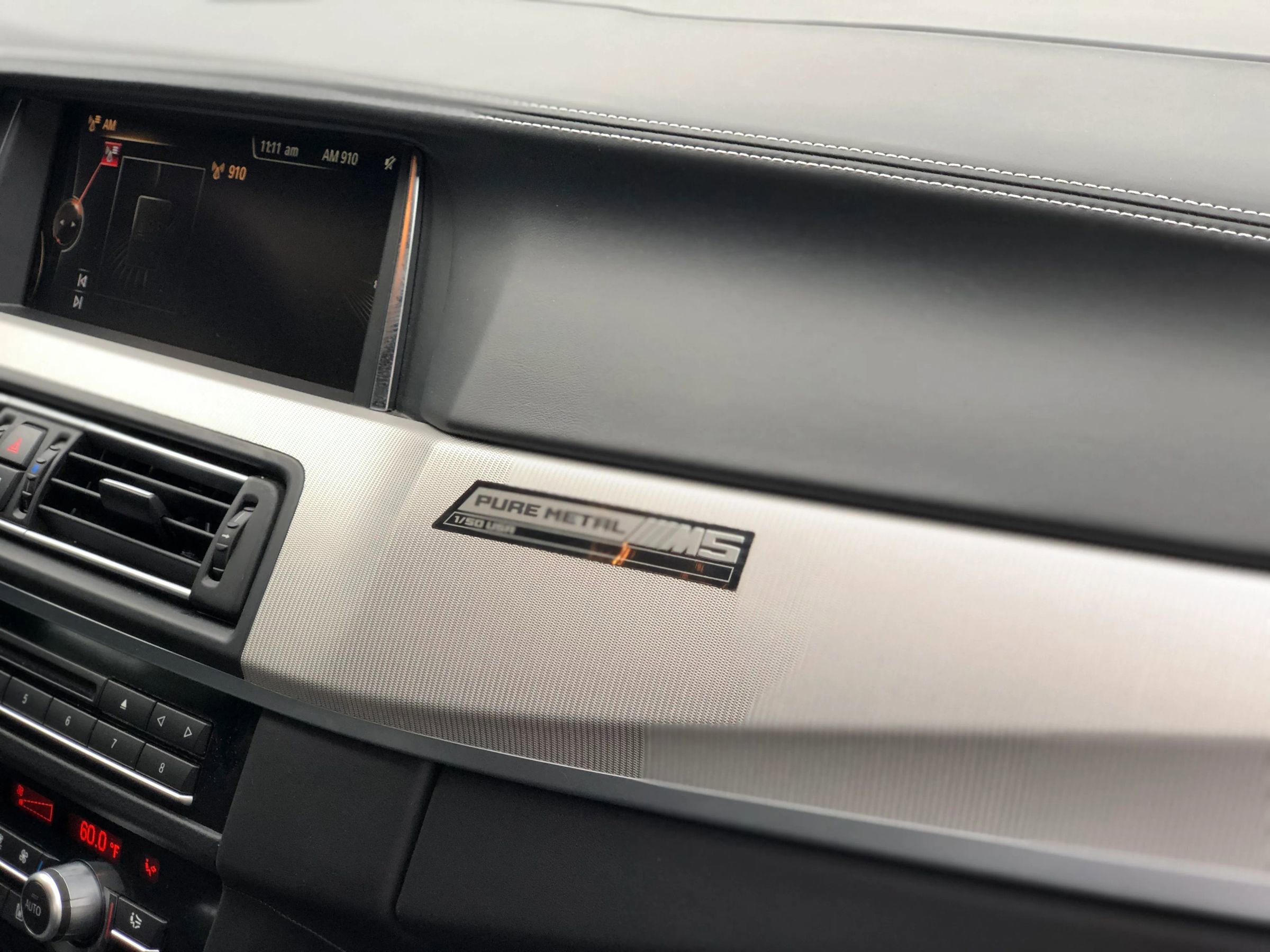 Used 2016 BMW M5 image 29