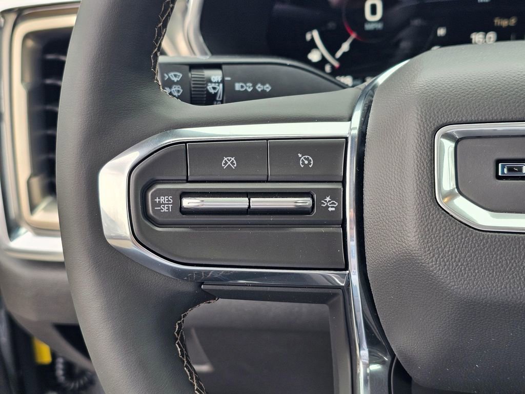 New 2026 GMC Canyon Denali w/ LPO, Black Badging Package image 28