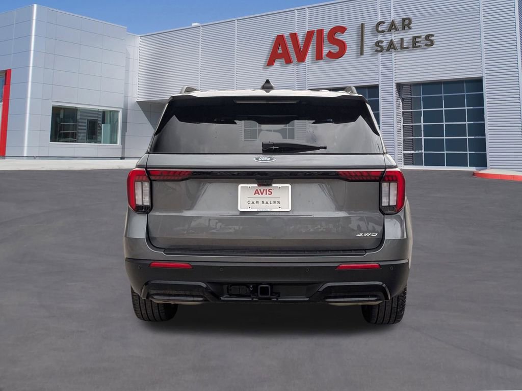 Used 2025 Ford Explorer ST-Line w/ ST-Line Street Pack image 5