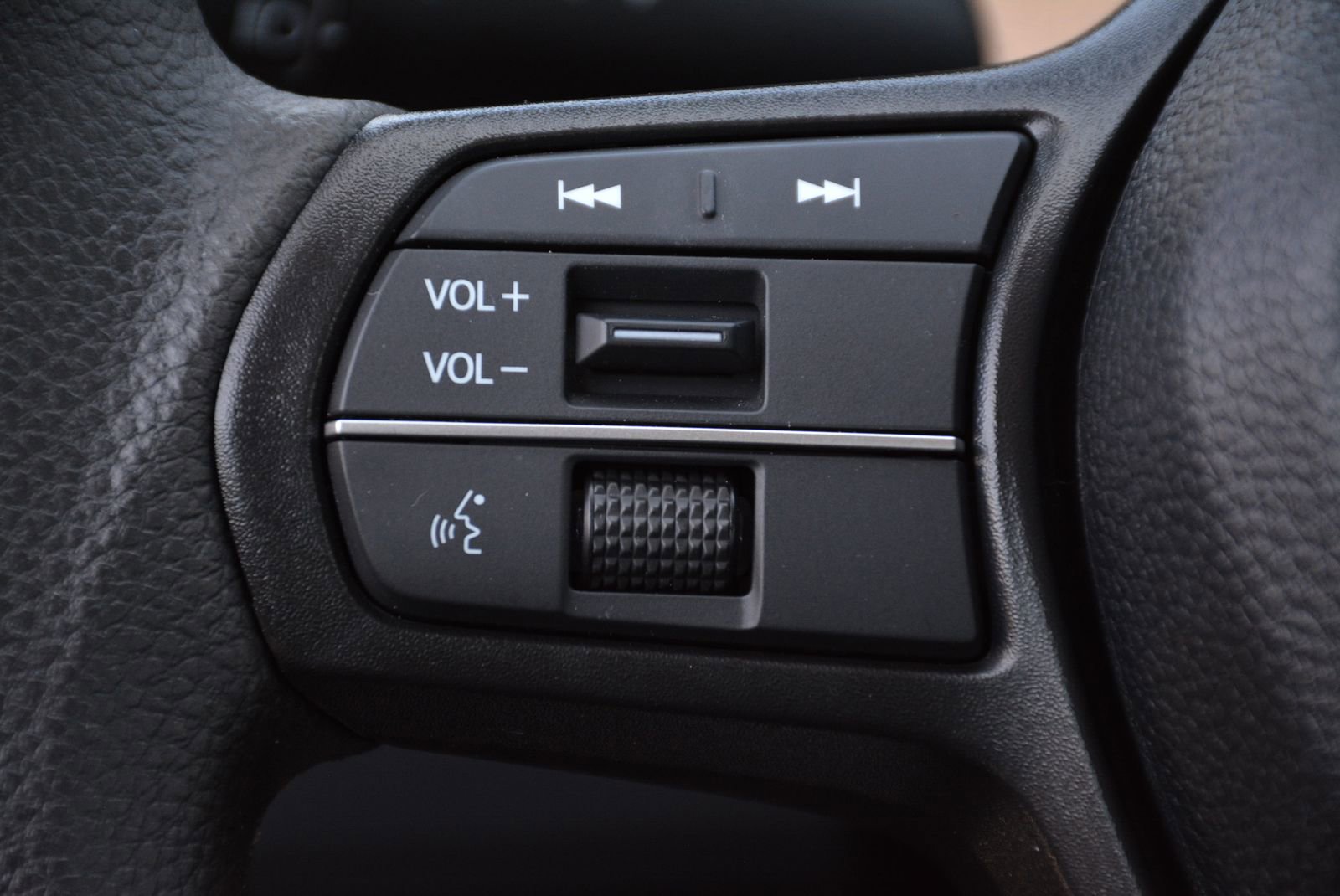 Used 2025 Honda Accord SE image 27