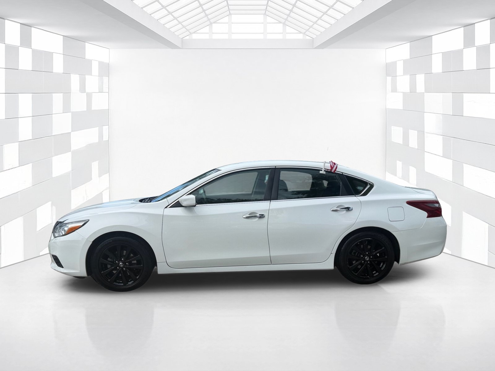 Used 2018 Nissan Altima 2.5 SV FWD image 4