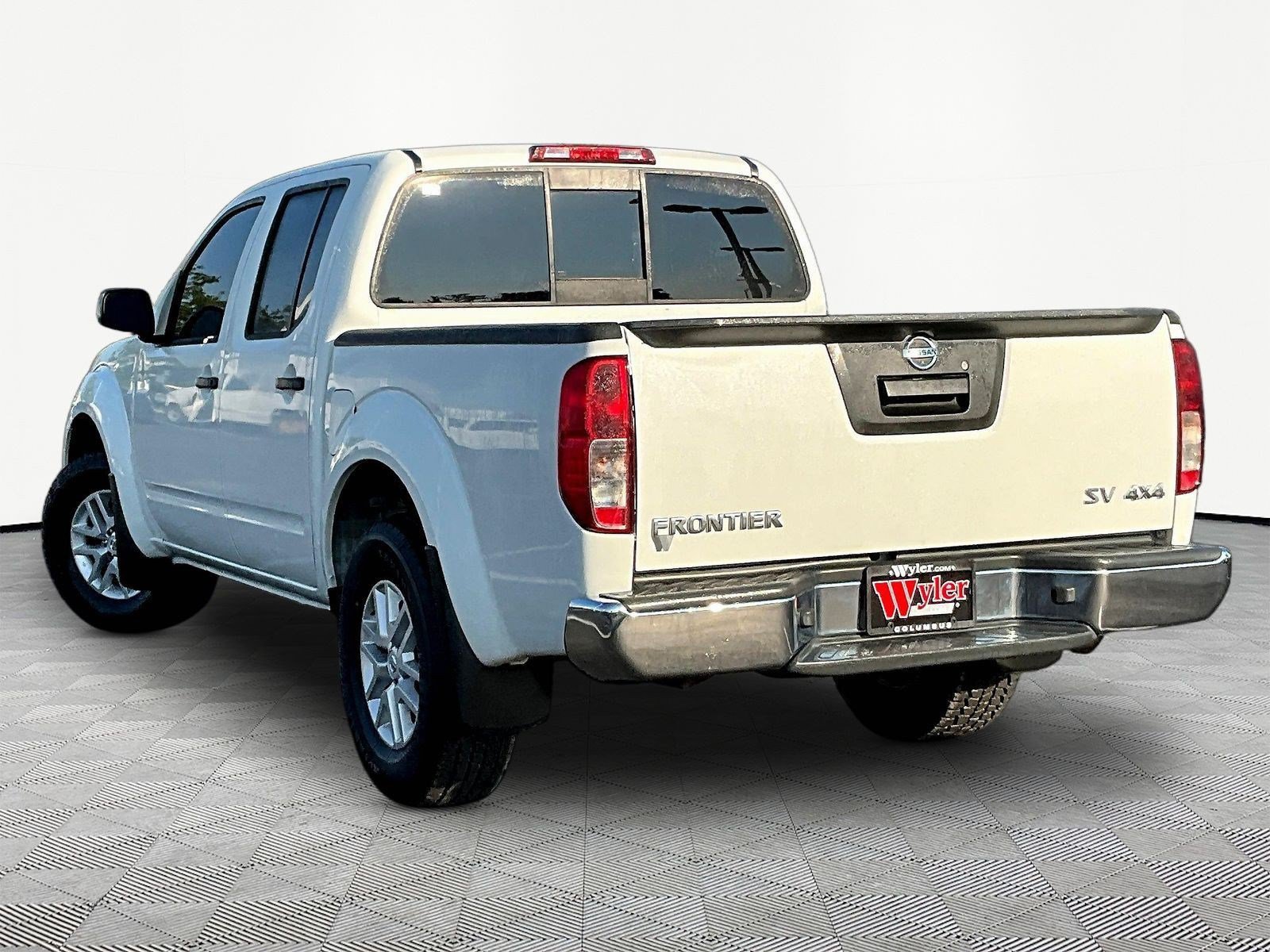 Used 2021 Nissan Frontier SV AWD/4WD image 4