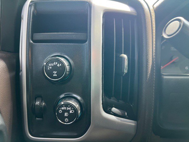 Used 2017 GMC Sierra 1500 SLT w/ Texas SLT Premium Package AWD/4WD image 44