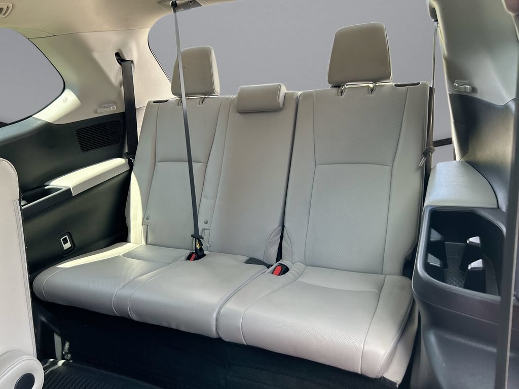 Used 2024 Toyota Grand Highlander AWD image 33
