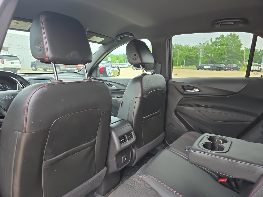 Used 2023 Chevrolet Equinox RS w/ LPO, Floor Liner Package FWD image 10