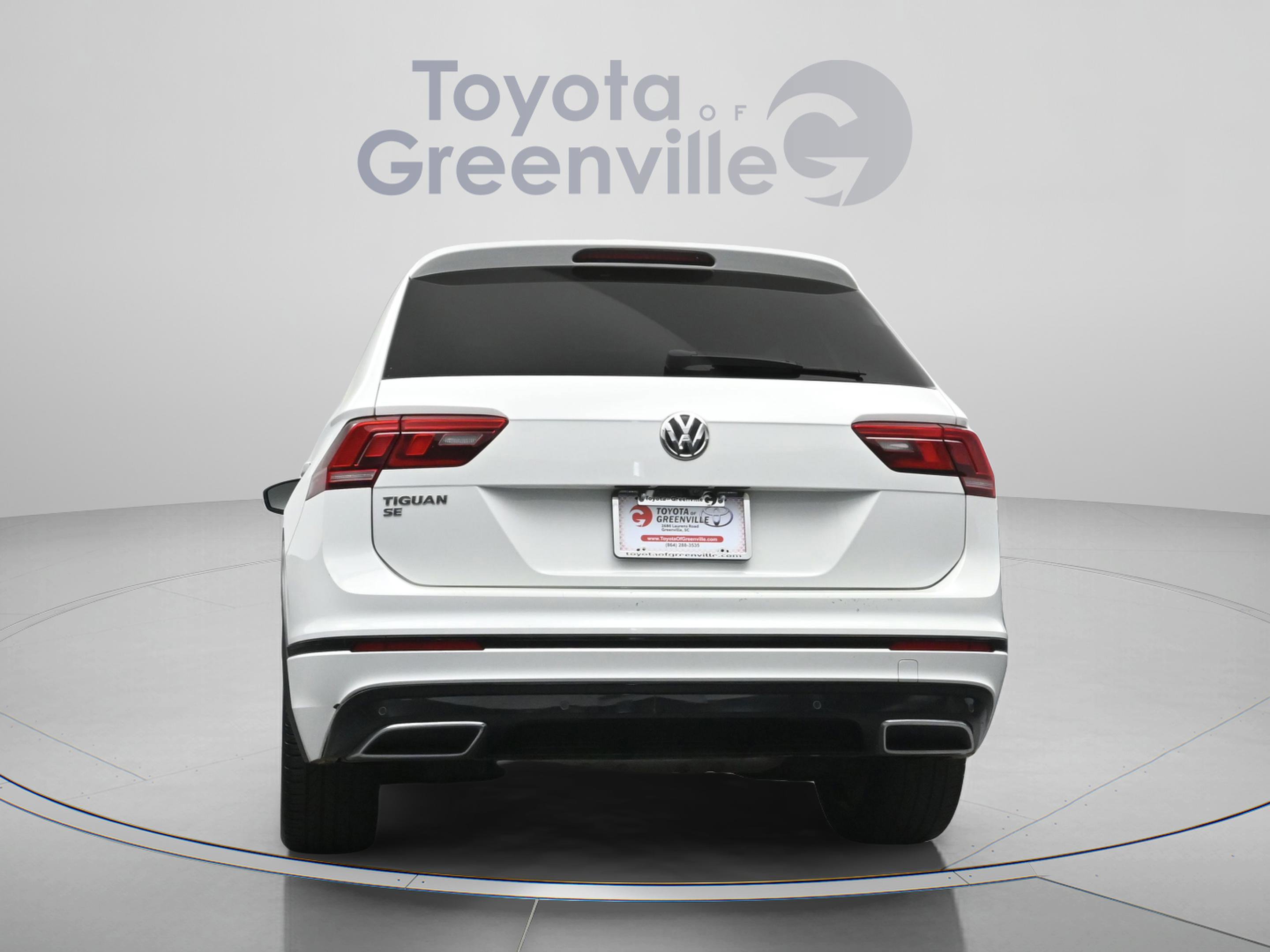 Used 2021 Volkswagen Tiguan SE R-Line FWD image 10