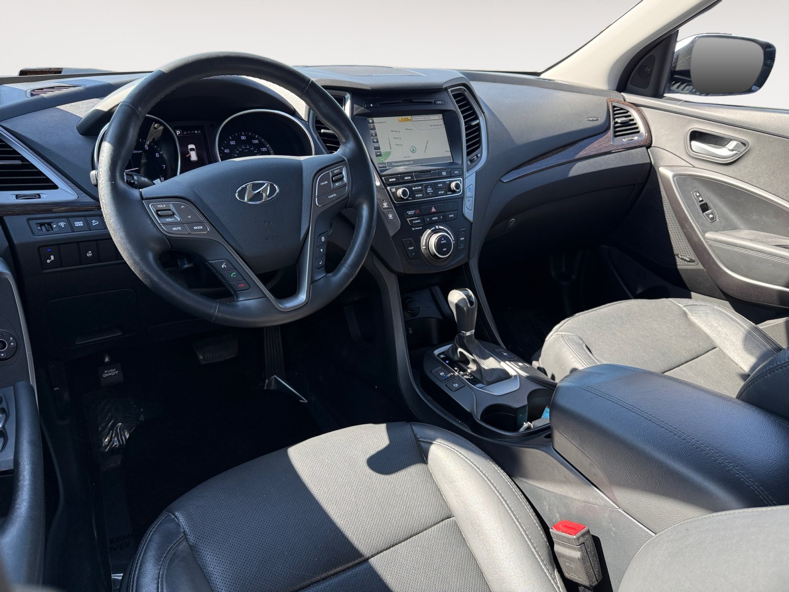Used 2017 Hyundai Santa Fe Sport FWD image 15