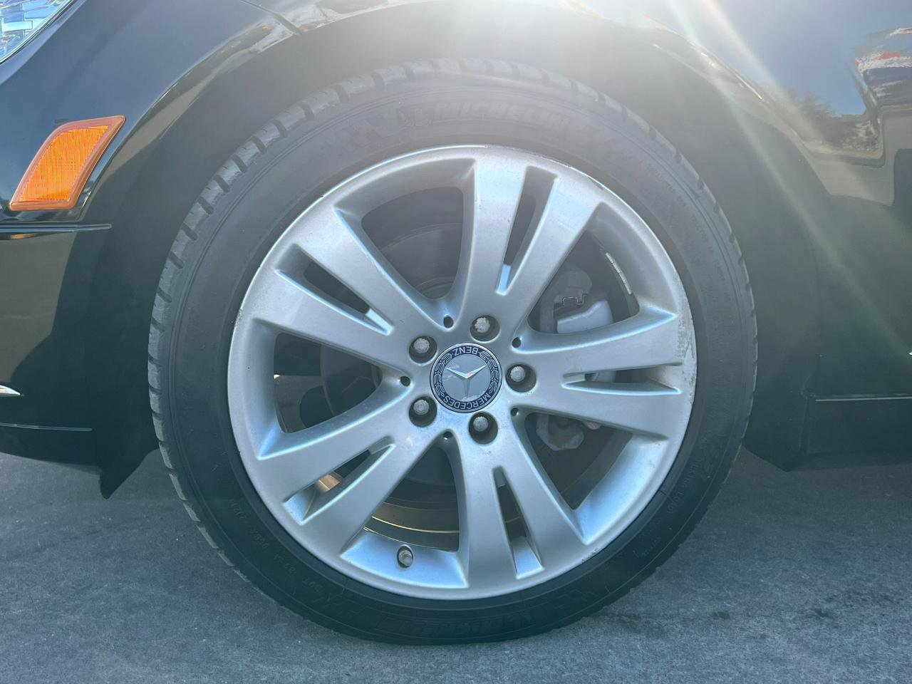 Used 2010 Mercedes-Benz C 300 Sedan image 31