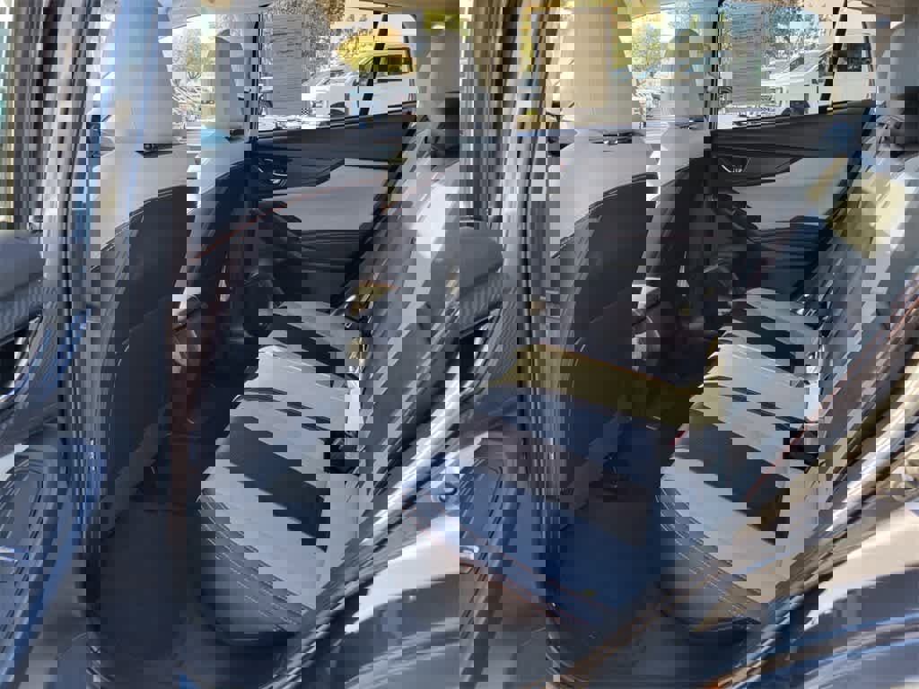 Used 2023 Subaru Crosstrek 2.5i Limited w/ Moonroof Package image 11