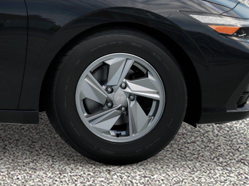 New 2026 Hyundai Elantra SE FWD image 8