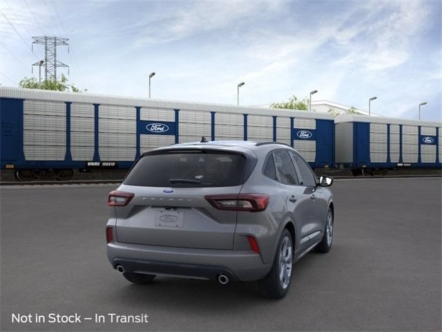 Used 2023 Ford Escape ST-Line w/ Tech Pack #1 FWD image 8