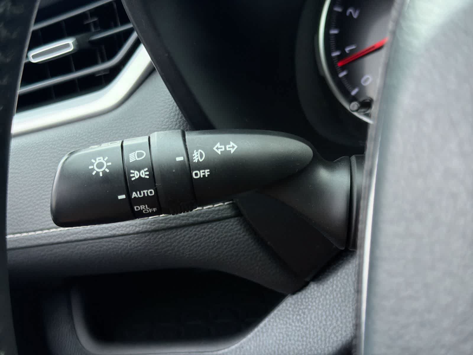 Used 2019 Toyota RAV4 XLE Premium w/ Cold Weather Package AWD/4WD image 27