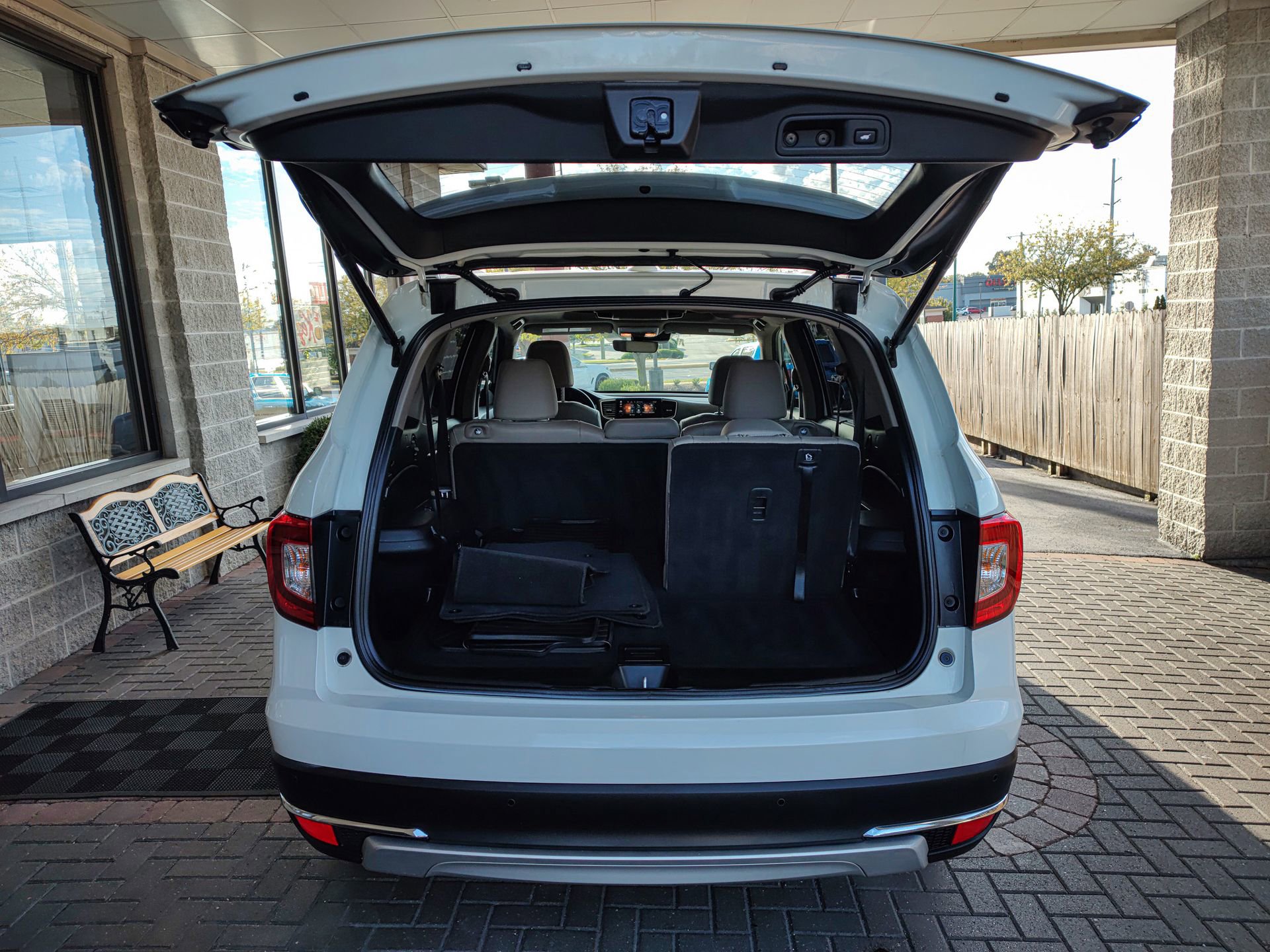 Used 2021 Honda Pilot Touring image 33