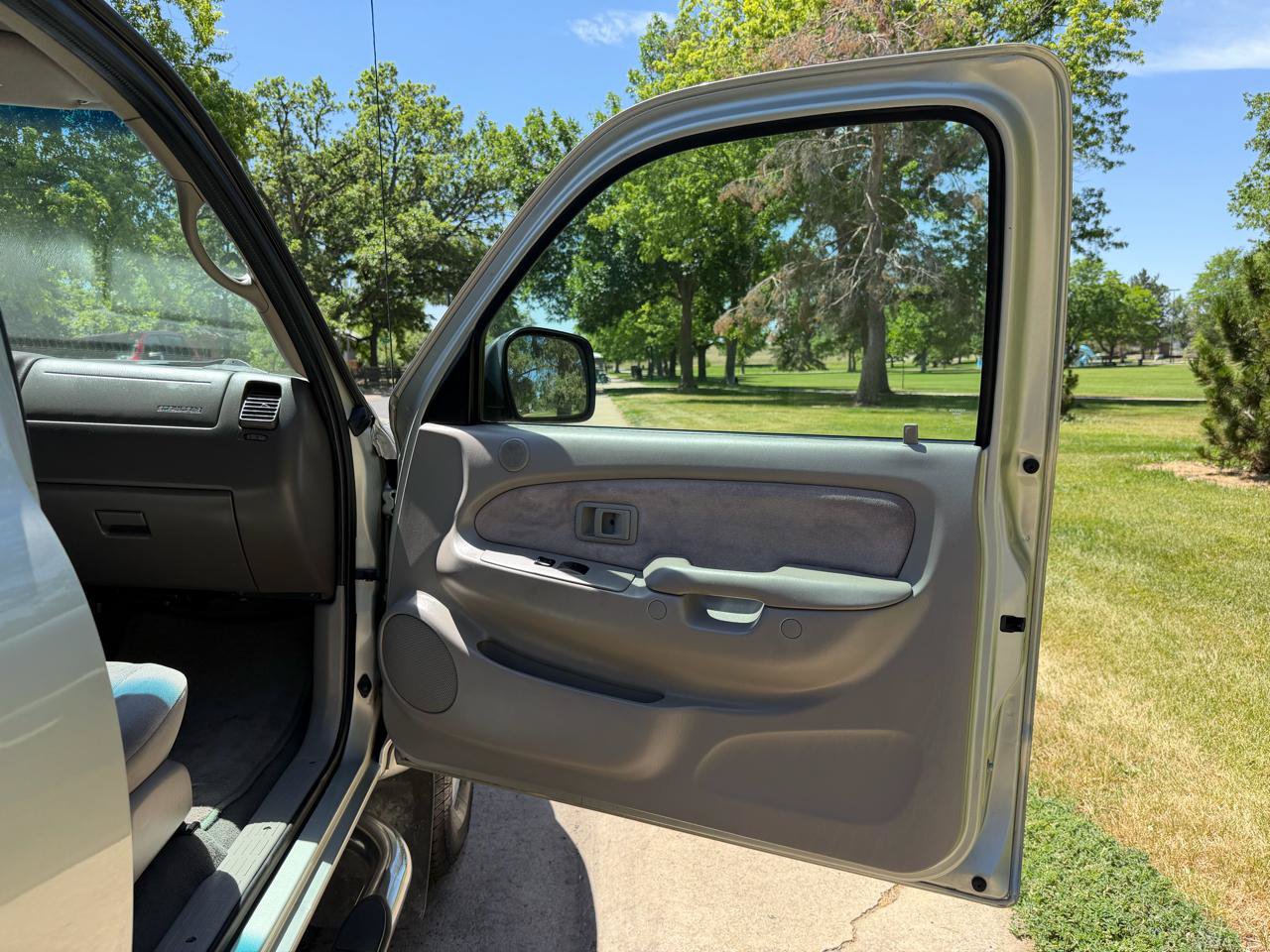 Used 2004 Toyota Tacoma 4x4 Double Cab image 20