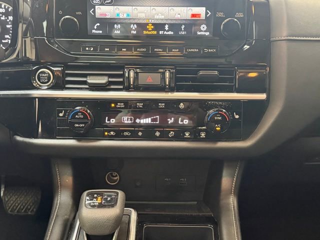 Used 2022 Nissan Pathfinder SL w/ SL Premium Package image 16