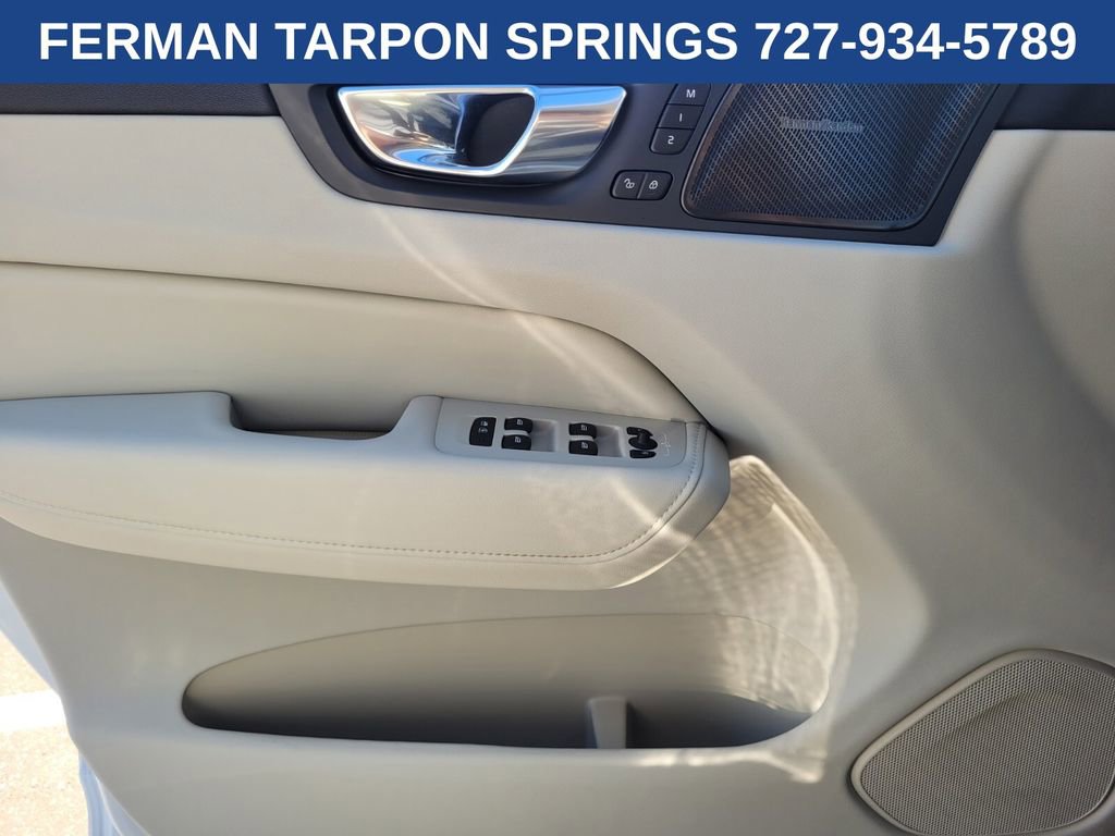 Certified 2025 Volvo XC60 B5 Ultra w/ Protection Package Premier image 24