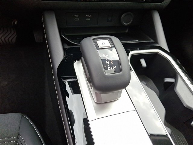 New 2025 Mitsubishi Outlander SE image 7