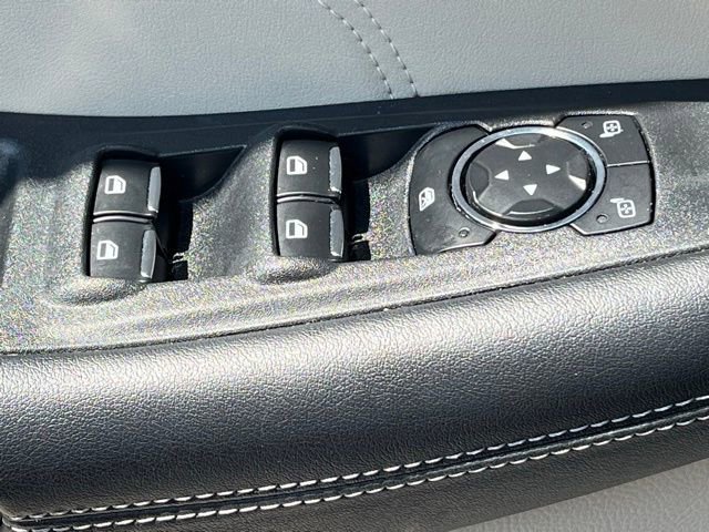 Used 2024 Ford Edge Titanium image 21