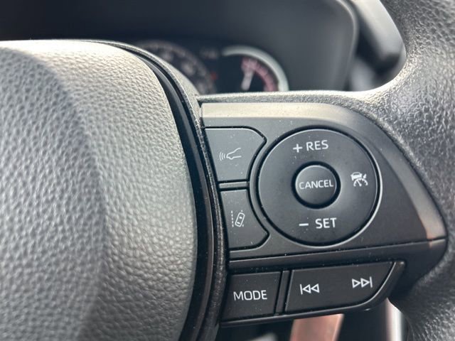 Used 2025 Toyota RAV4 LE image 16