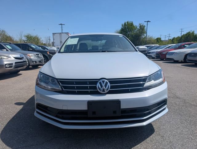 Used 2018 Volkswagen Jetta S w/ Cold Weather Package FWD image 2