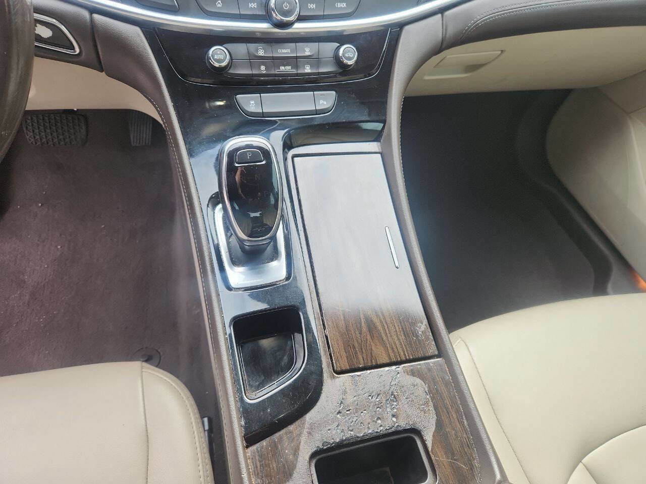 Used 2019 Buick LaCrosse Preferred FWD image 12