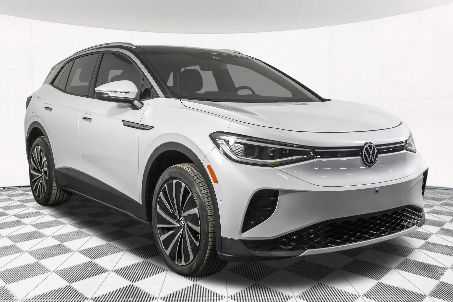 Certified 2023 Volkswagen ID.4 Pro S Plus image 13